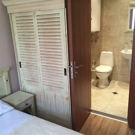 30 شقة